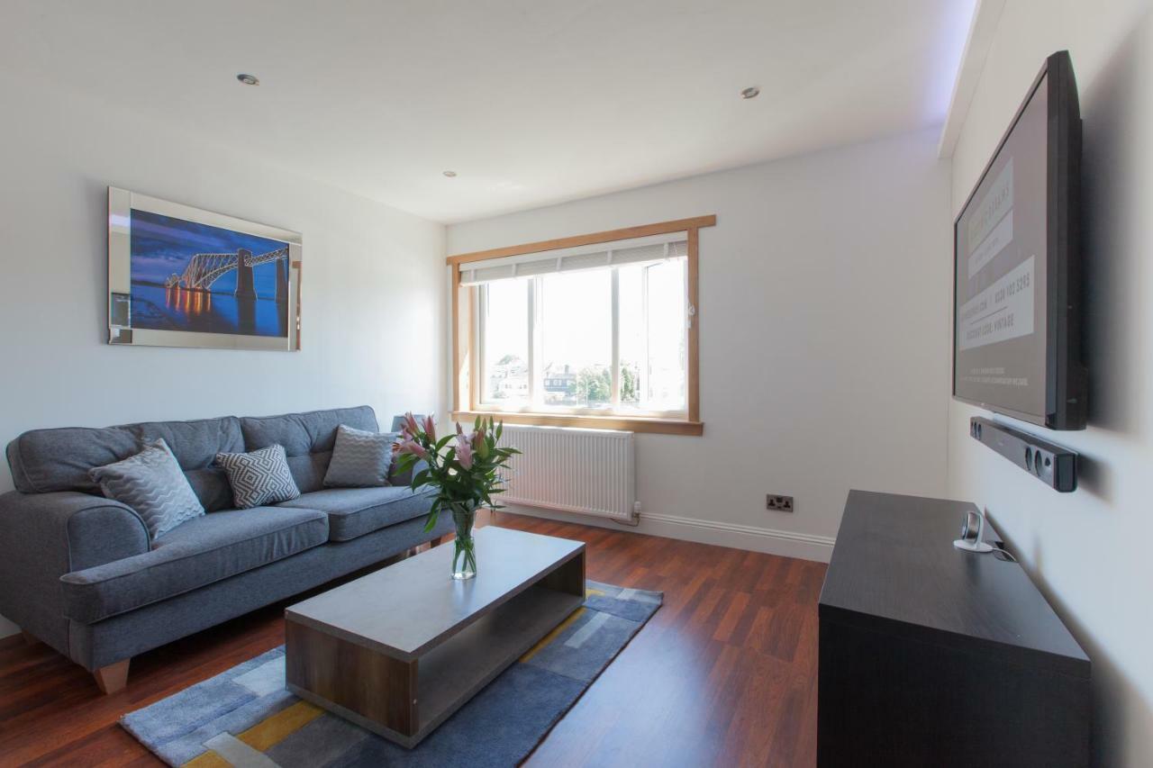 Leys Park Executive Apartments Dunfermline Ngoại thất bức ảnh