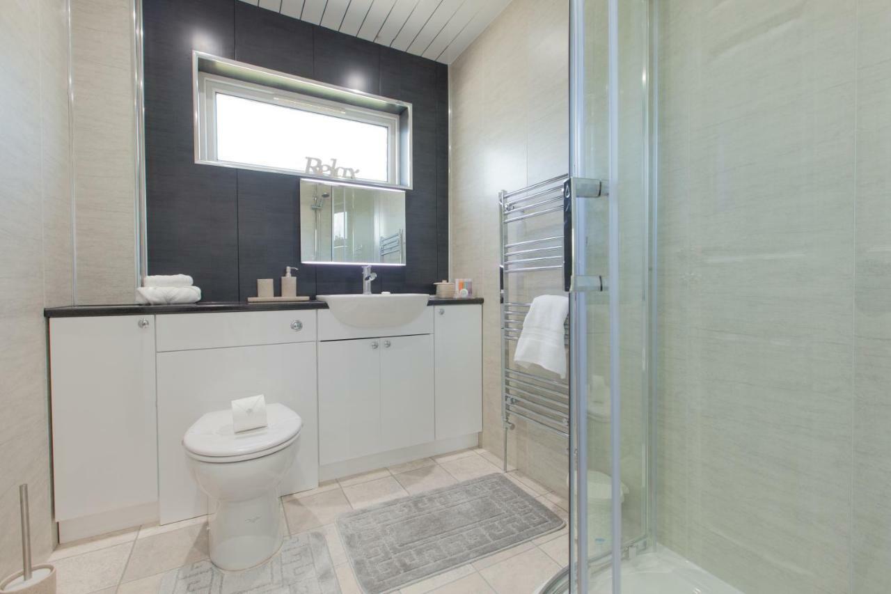 Leys Park Executive Apartments Dunfermline Ngoại thất bức ảnh
